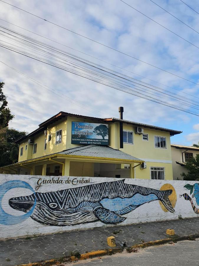 Pousada Figueira Guarda do Embaú Exterior foto
